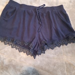 Dressy women shorts